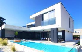 5 odalılar şehir içinde müstakil ev 240 m² Zadar County'da, Hırvatistan. 970,000 €