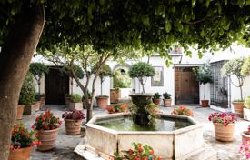 6 odalılar şehir içinde müstakil ev 272 m² Marbella'da, İspanya. 995,000 €