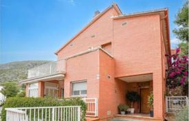 4 odalılar villa 356 m² Castelldefels'te, İspanya. 975,000 €