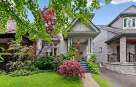 Şehir içinde müstakil ev – Saint Clements Avenue, Old Toronto, Toronto,  Ontario,   Kanada. C$1,691,000