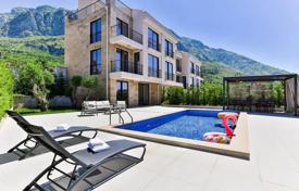 4 odalılar villa 223 m² Reževići'de, Karadağ. 738,000 €