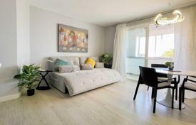 1 odalılar daire 77 m² Los Cristianos'da, İspanya. 359,000 €