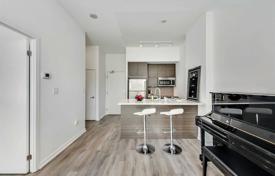 4 odalılar daire North York'da, Kanada. C$741,000