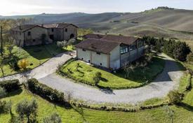 Villa – Asciano, Toskana, İtalya. 700,000 €