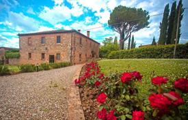 Villa – Monteroni D'arbia, Toskana, İtalya. 1,800,000 €