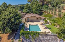 16 odalılar köşk 835 m² Orvieto'da, İtalya. 2,600,000 €