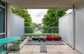4 odalılar daire North York'da, Kanada. C$722,000