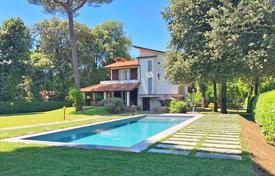 Villa – Marina di Pietrasanta, Pietrasanta, Toskana,  İtalya. 3,300 € haftalık