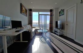 3 odalılar daire North York'da, Kanada. C$1,052,000