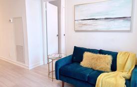 6 odalılar daire North York'da, Kanada. C$873,000