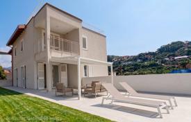 3 odalılar daire 105 m² Liguria'da, İtalya. 380,000 €