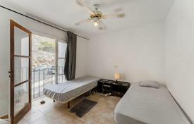 2 odalılar daire 69 m² Los Cristianos'da, İspanya. 299,000 €