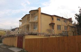 Şehir içinde müstakil ev – Vake-Saburtalo, Tbilisi (city), Tbilisi,  Gürcistan. $620,000
