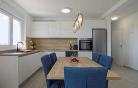 2 odalılar daire 65 m² Split-Dalmatia County'da, Hırvatistan. 250,000 €