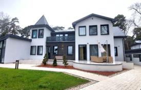 Şehir içinde müstakil ev 621 m² Jurmalas pilseta'da, Letonya. 3,150,000 €