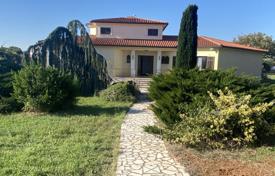 3 odalılar şehir içinde müstakil ev 348 m² Pomer'da, Hırvatistan. 2,200,000 €