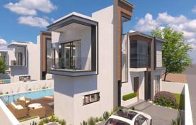 4 odalılar yeni binada daireler 250 m² Girne'de, Kıbrıs. 817,000 €