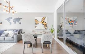 5 odalılar daire Etobicoke'de, Kanada. C$992,000