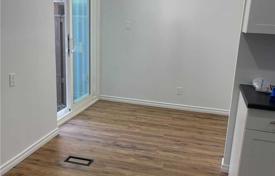 11 odalılar şehir içinde müstakil ev Scarborough'da, Kanada. C$1,533,000