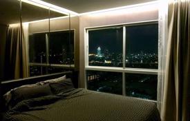 2 odalılar kondominyumda daireler Sathon'da, Tayland. $151,000