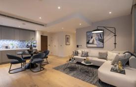 3 odalılar daire 78 m² Londra'da, Birleşik Krallık. 1,062,000 €
