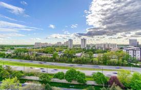 3 odalılar daire North York'da, Kanada. C$877,000