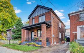 Şehir içinde müstakil ev – Gerrard Street East, Toronto, Ontario,  Kanada. C$1,527,000
