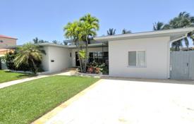 Villa – North Miami, Florida, Amerika Birleşik Devletleri. $1,300,000