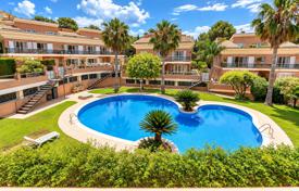 6 odalılar şehir içinde müstakil ev 685 m² Salou'da, İspanya. 950,000 €