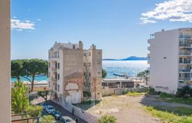 2 odalılar daire Antibes'te, Fransa. 365,000 €