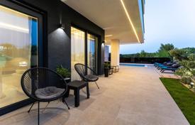 3 odalılar şehir içinde müstakil ev 180 m² Medulin'de, Hırvatistan. 772,000 €