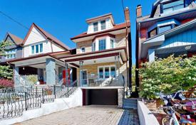 Şehir içinde müstakil ev – York, Toronto, Ontario,  Kanada. C$1,565,000