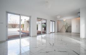 7 odalılar yazlık ev 328 m² Geroskipou'da, Kıbrıs. 1,500,000 €