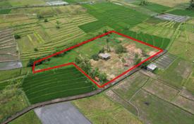 Arsa Beraban'da, Endonezya. $840,000