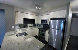 2 odalılar daire Carlton Street'da, Kanada. C$872,000