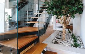 4 odalılar çatı dairesi 258 m² Agios Athanasios (Cyprus)'da, Kıbrıs. 850,000 €