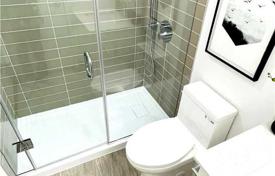 6 odalılar daire North York'da, Kanada. C$770,000