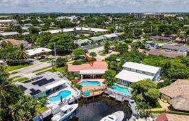 Şehir içinde müstakil ev – Pompano Beach, Florida, Amerika Birleşik Devletleri. $1,299,000
