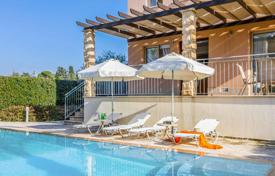 4 odalılar yazlık ev 320 m² Poli Crysochous'da, Kıbrıs. 3,300,000 €