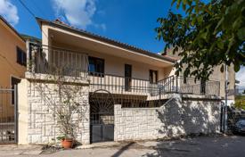 3 odalılar yazlık ev 170 m² Kotor city'da, Karadağ. 445,000 €