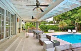 5 odalılar villa 225 m² Coral Gables'da, Amerika Birleşik Devletleri. $1,199,000