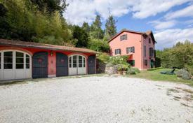 Arsa Lucca'da, İtalya. 950,000 €