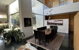 5 odalılar yazlık ev 600 m² Mesa Geitonia'da, Kıbrıs. 4,300,000 €