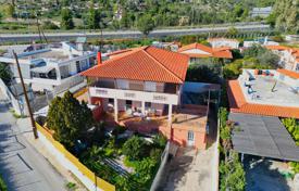 8 odalılar şehir içinde müstakil ev 200 m² Korinthia'da, Yunanistan. Price on request
