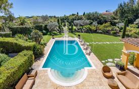 Villa – Antibes, Cote d'Azur (Fransız Rivierası), Fransa. 8,990,000 €