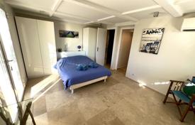 6 odalılar villa Vallauris'da, Fransa. 2,800 € haftalık