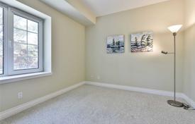 2 odalılar daire Etobicoke'de, Kanada. C$1,335,000