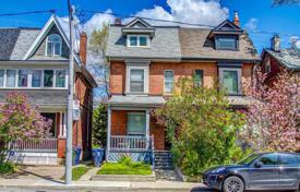 Konak – Dupont Street, Old Toronto, Toronto,  Ontario,   Kanada. C$2,233,000