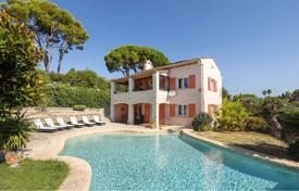 10 odalılar yazlık ev Antibes'te, Fransa. 1,690,000 €