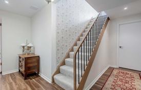 10 odalılar şehir içinde müstakil ev Etobicoke'de, Kanada. C$2,500,000